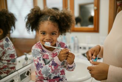 Foods You Should Avoid Giving To Your Child If They Get Cavities